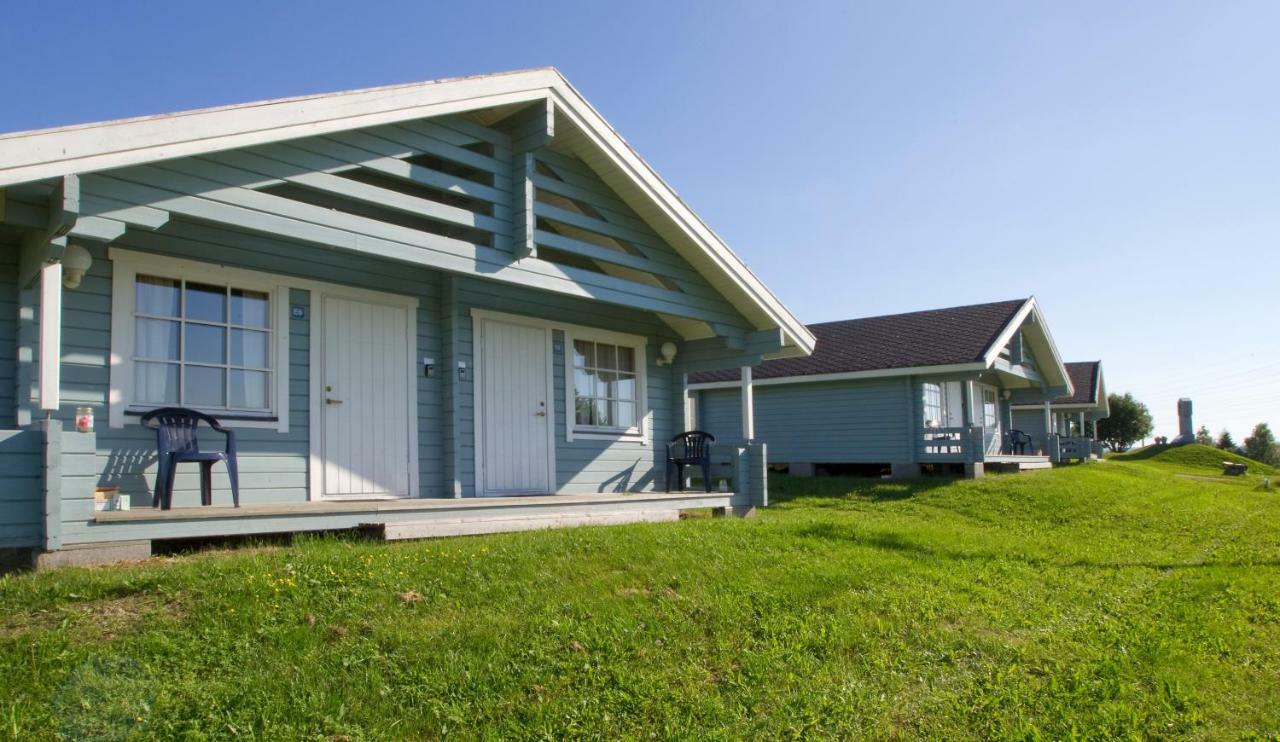 Villa Niuron Moekit Ylitornio Exterior foto